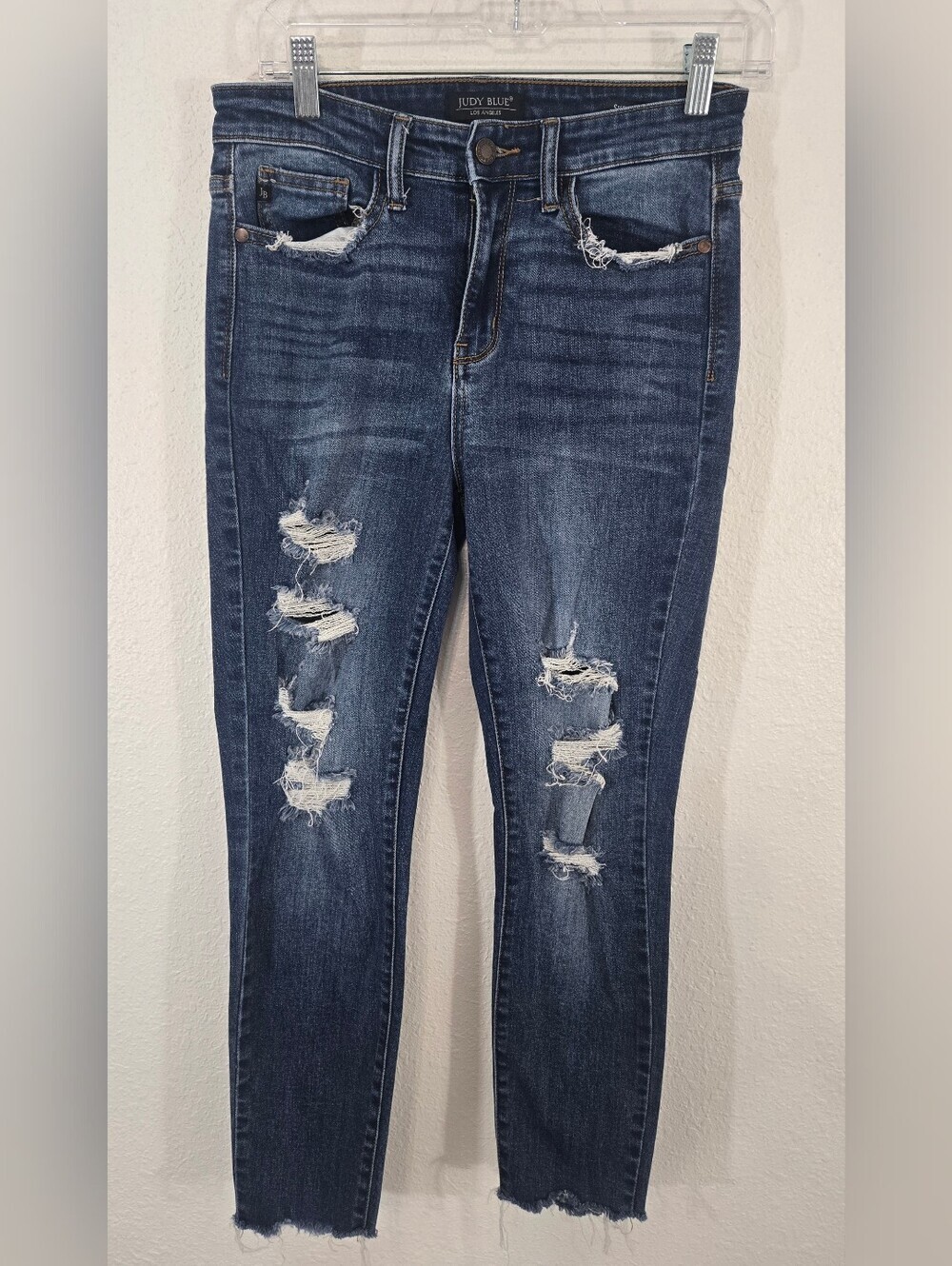 Judy Blue Medium Wash Distressed Skinny Jeans Grunge Academia Edgy, size 5/27